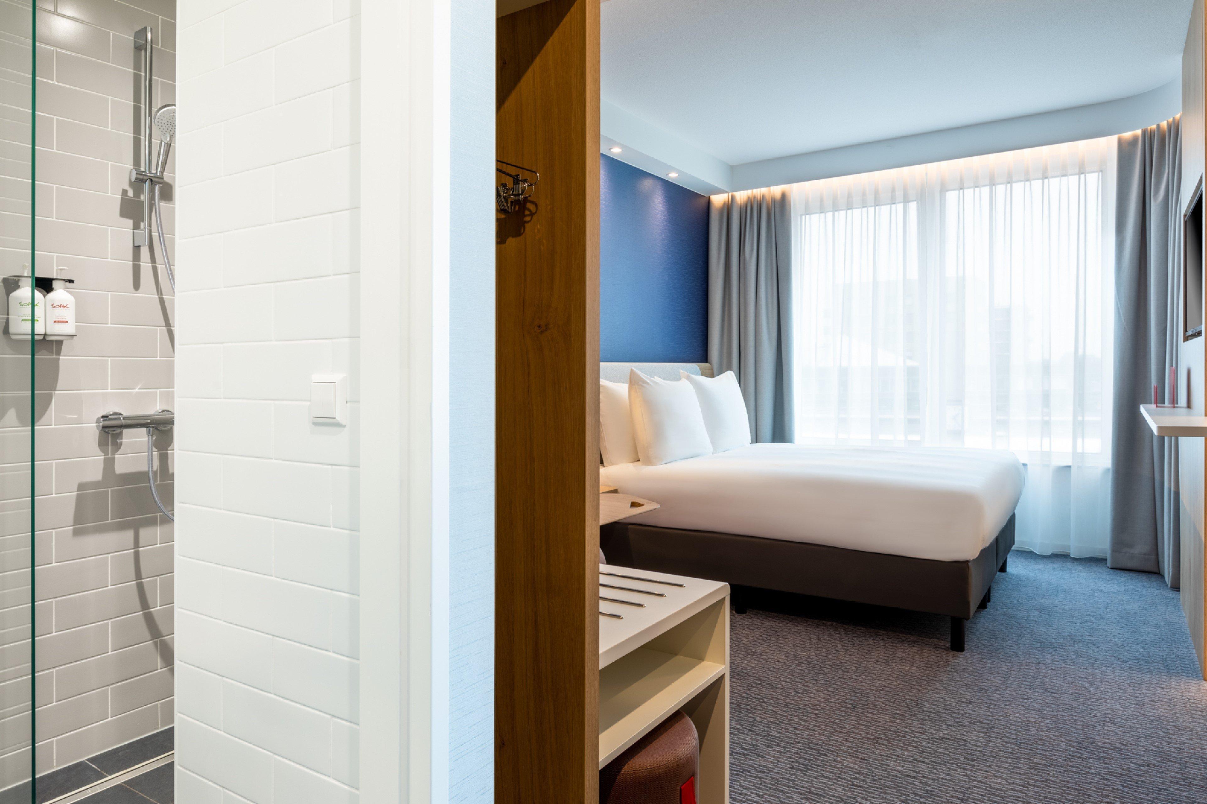 Holiday Inn Express - Almere By Ihg Экстерьер фото